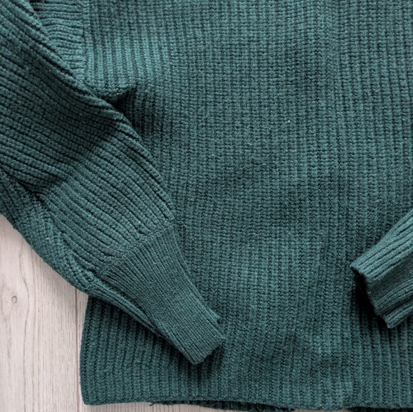 Dynamite Dark Green Ribbed Sweater - Picture 3 of 5